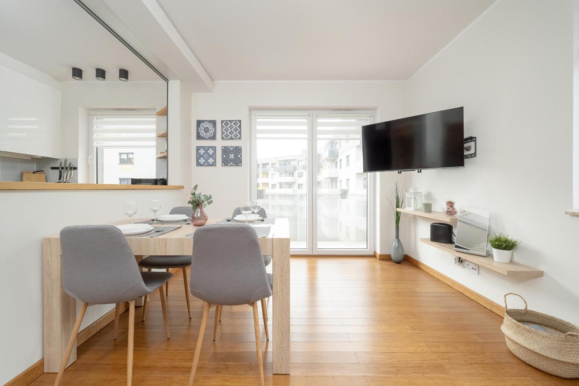 One Bedroom Apartment Nadodrze With Free Garage Wroclaw By Noclegi Renters Exteriör bild