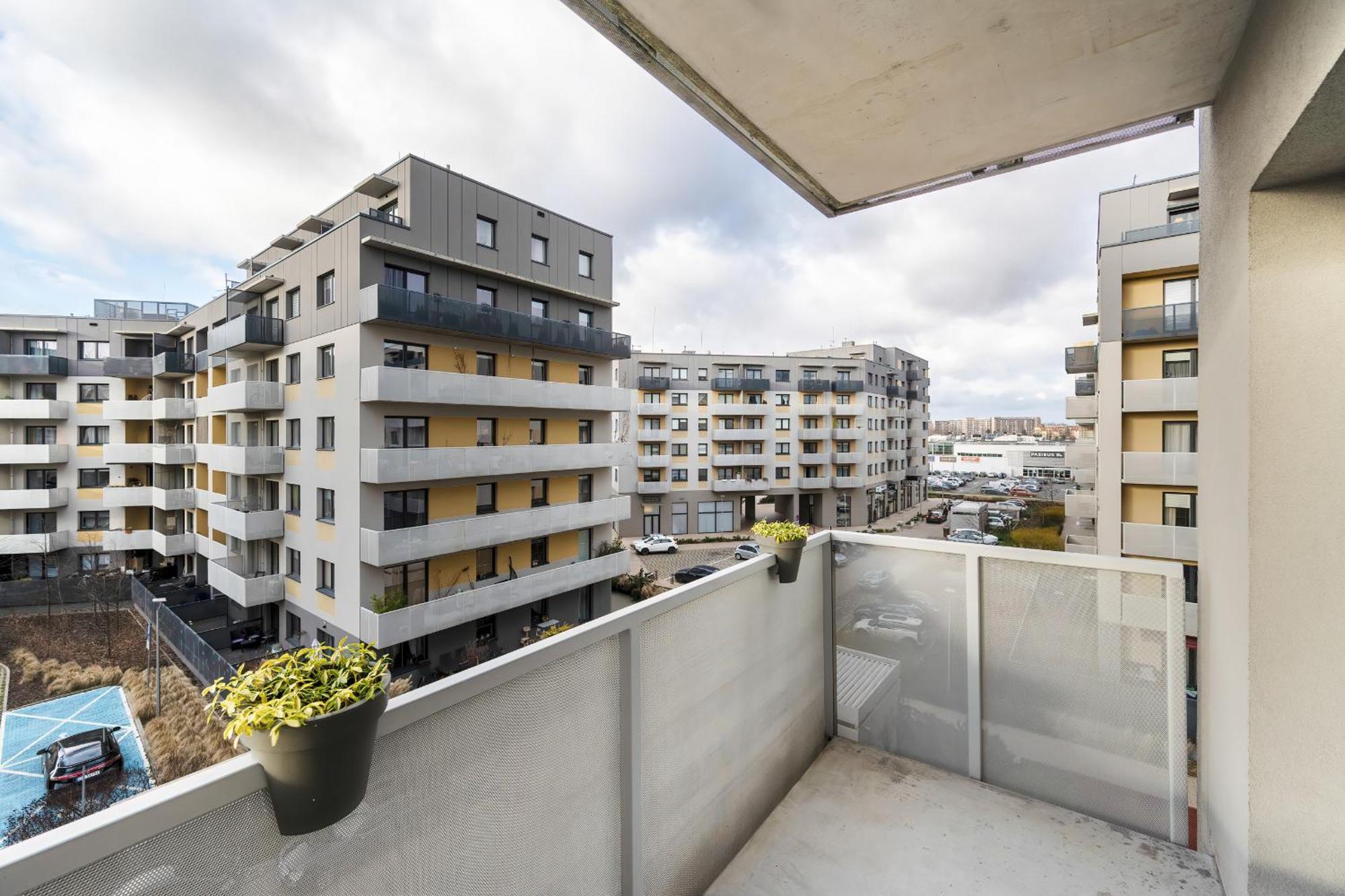 One Bedroom Apartment Nadodrze With Free Garage Wroclaw By Noclegi Renters Exteriör bild